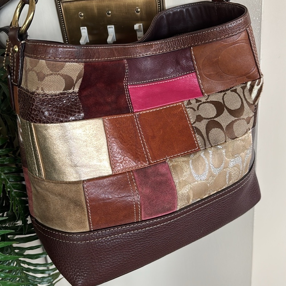 Coach Genuine Leather Patchwork Multicolor Shoulder Bag Signature C Metallic - Picture 7 of 16